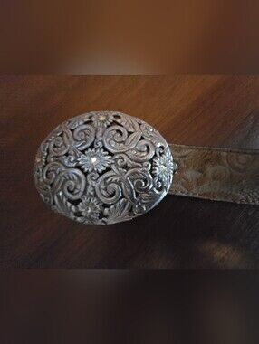 EUC Ariat Leather Belt - Ornate Oval Floral Relief Buckle ...